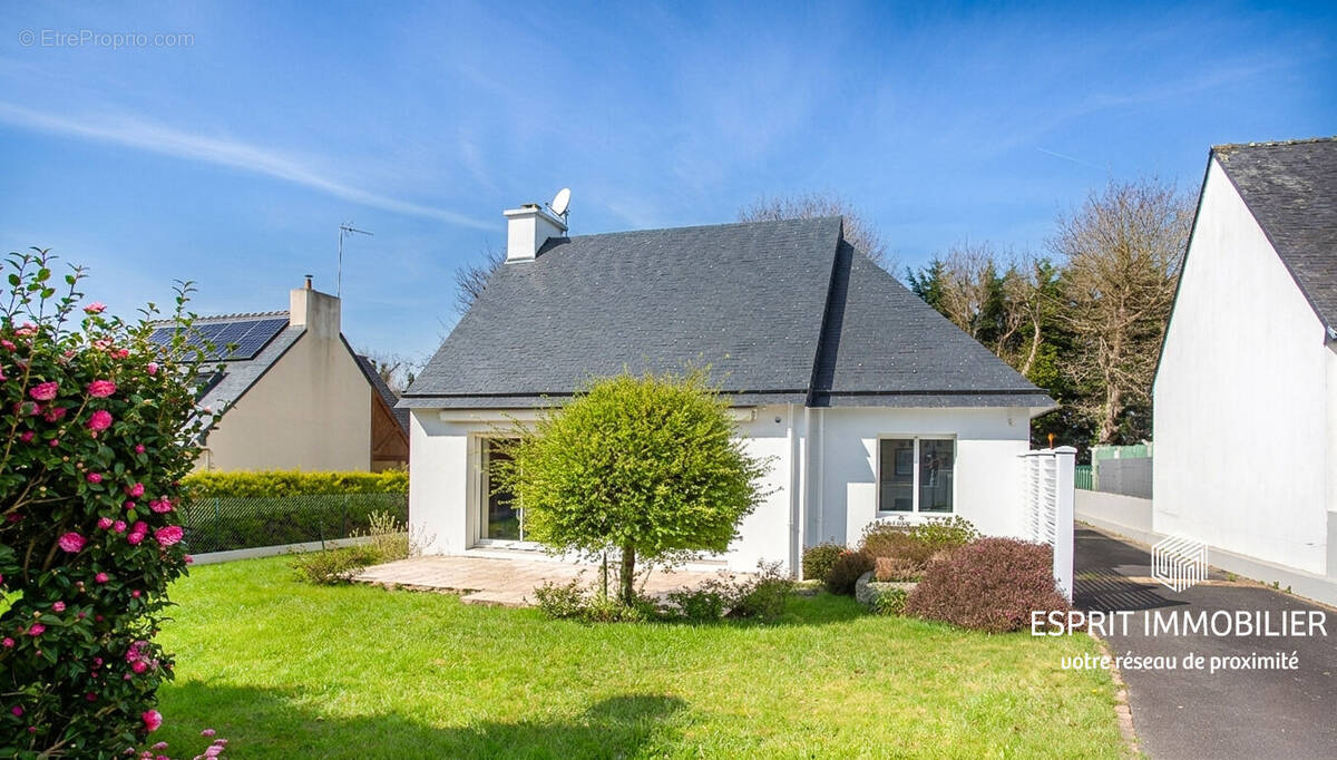 Maison à RIEC-SUR-BELON