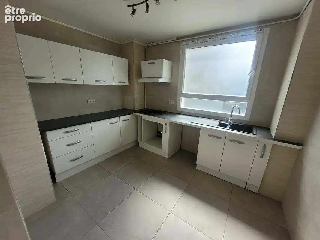 Appartement 59 m² à Le Bourget  - photo 4