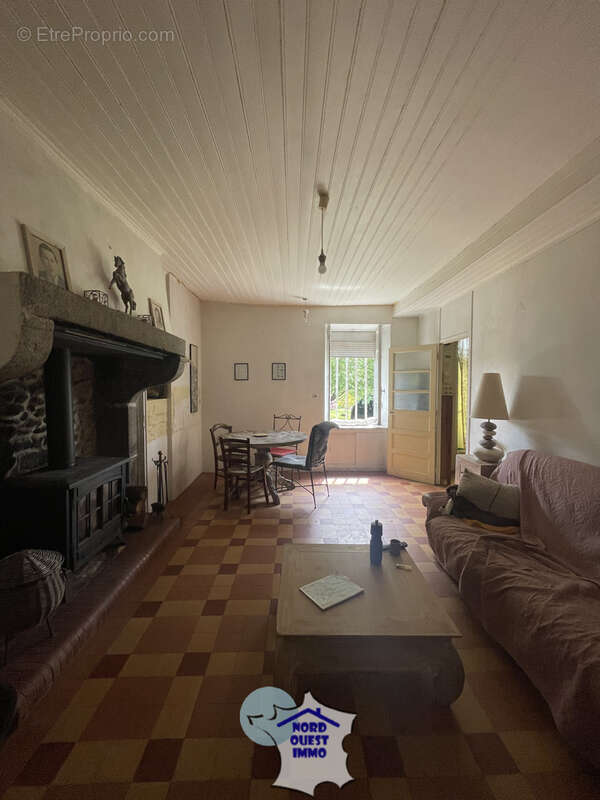 Maison avec dépendances - photo 3