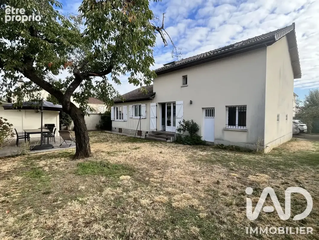 Photo 1 - Maison à LIMEIL-BREVANNES