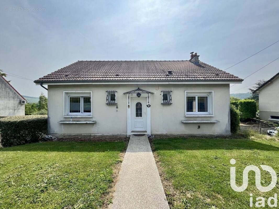 Photo 1 - Maison à JAULGONNE