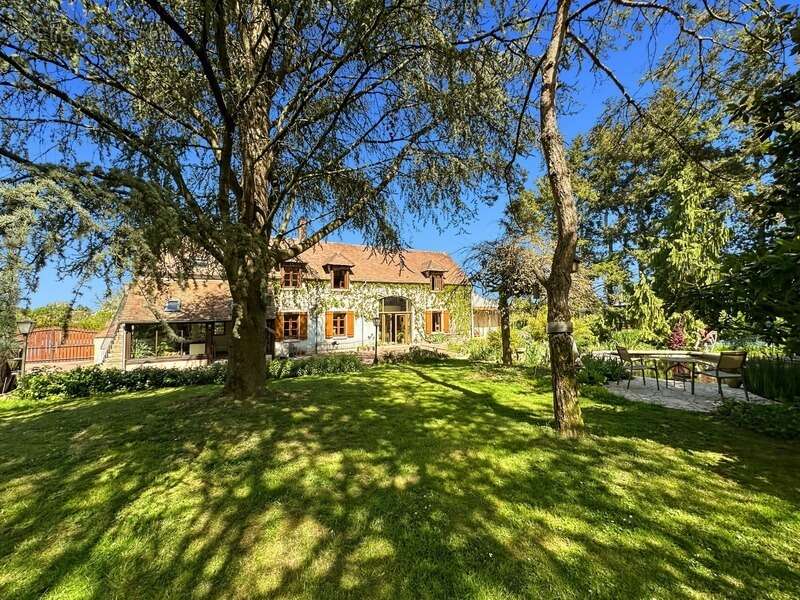 FONTAINEBLEAU SUD à 25mn, Longère de 220 m2 - Parc arboré de 6 332 m2 - photo 2