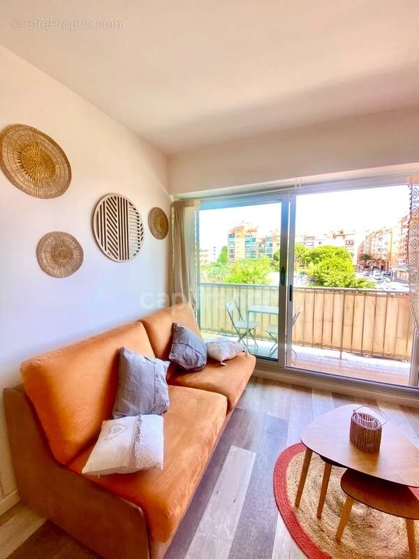 Appartement à HYERES