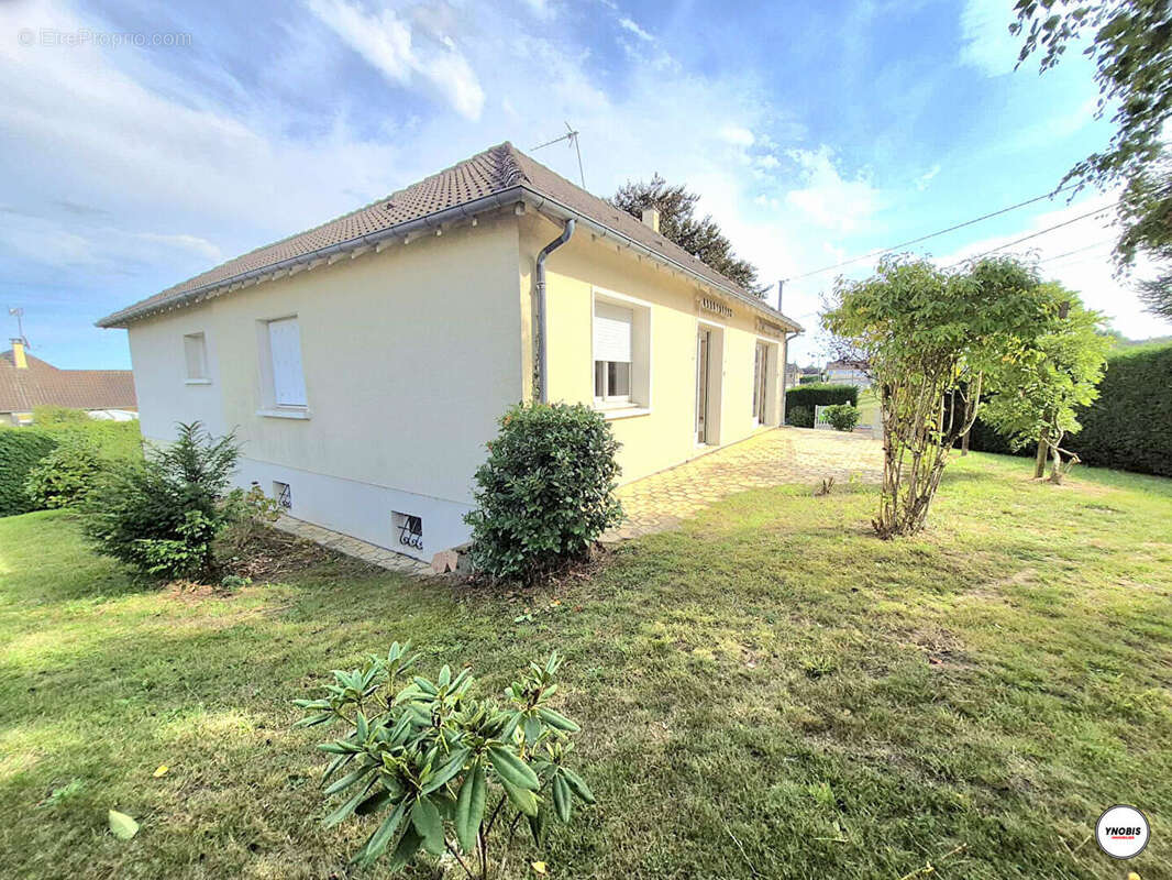 Maison à LA FERTE-BERNARD