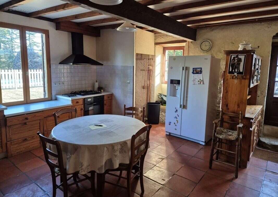 Maison 261 m² à Lugasson  - photo 6
