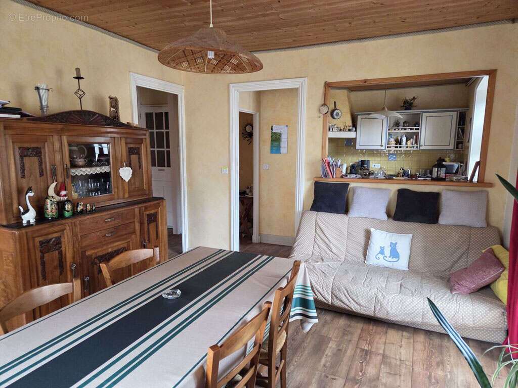 Maison à MAZET-SAINT-VOY