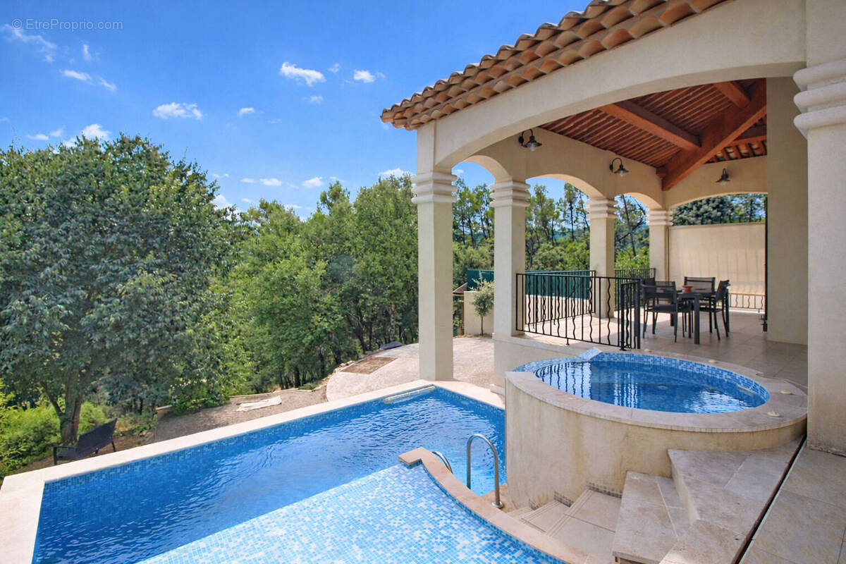 Maison à LE THORONET