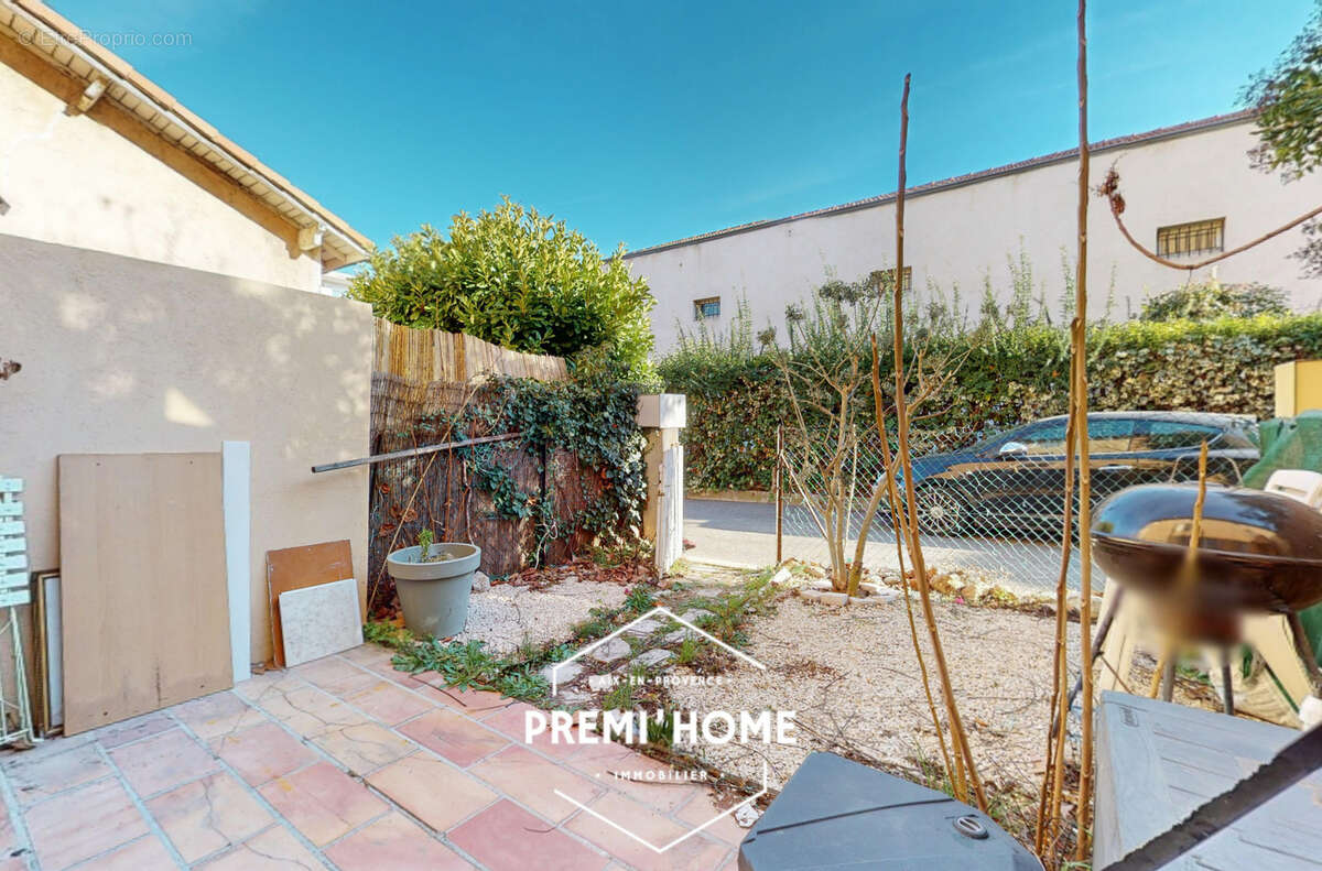 * a vendre t2 mezzanine proche rotonde aix en provence *  - photo 11