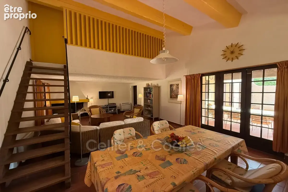 Maison 239 m² à Bormes-Les-Mimosas  - photo 7