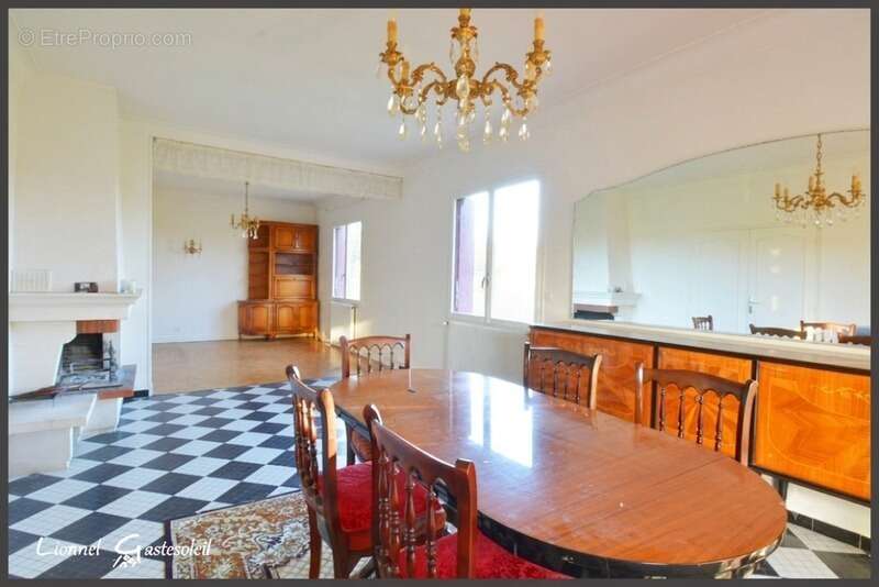 Maison à vendre 9 pièces d’environ 188 m² 7 chambres avec garage à Port-Sainte-Foy-et-Ponchapt (24) - photo 12
