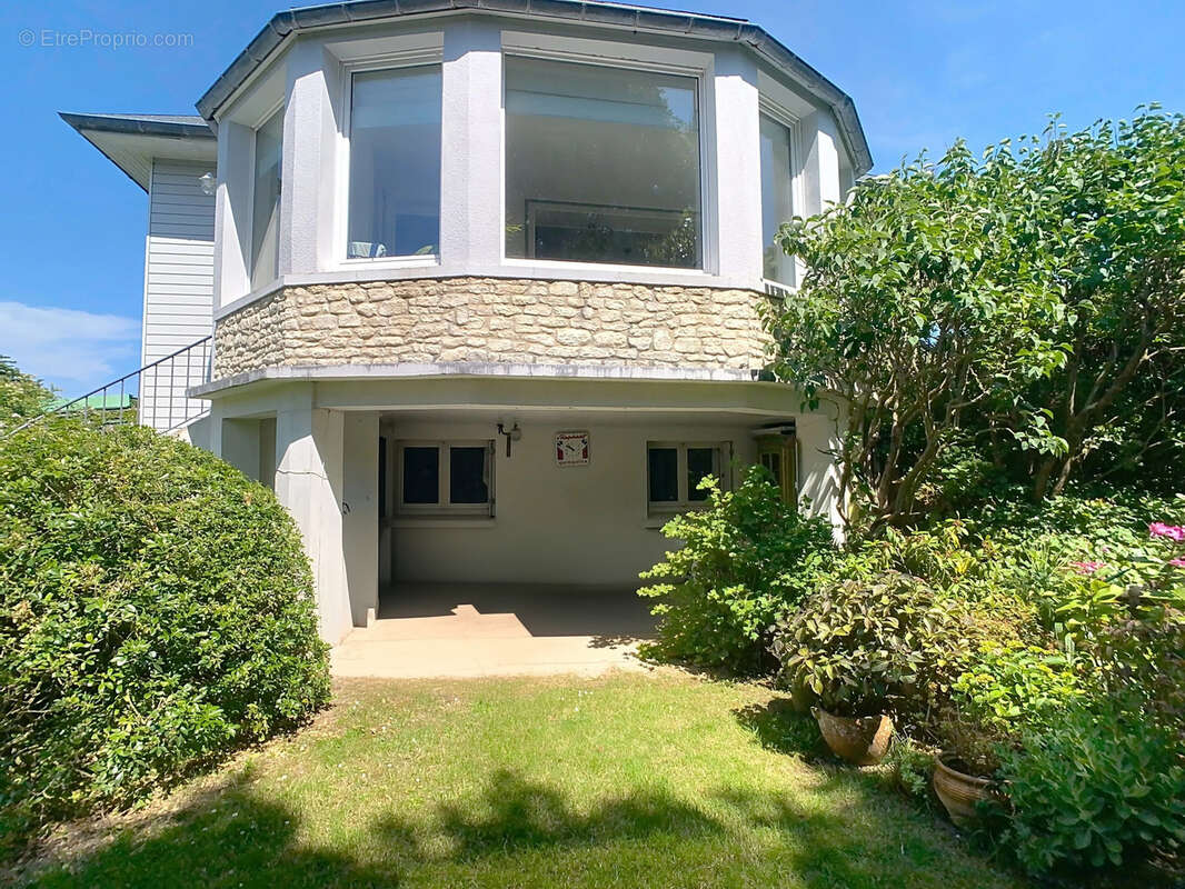 Maison à BARNEVILLE-CARTERET