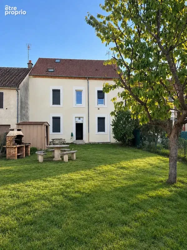Immeuble de rapport   fort potentiel - photo 2