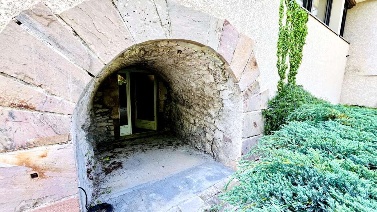 Maison à BLAYE-LES-MINES