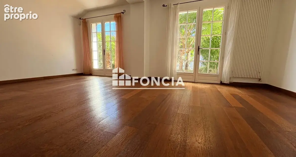 Maison 7 pièces 230 m² à vendre à Bayonne (64100) - photo 2
