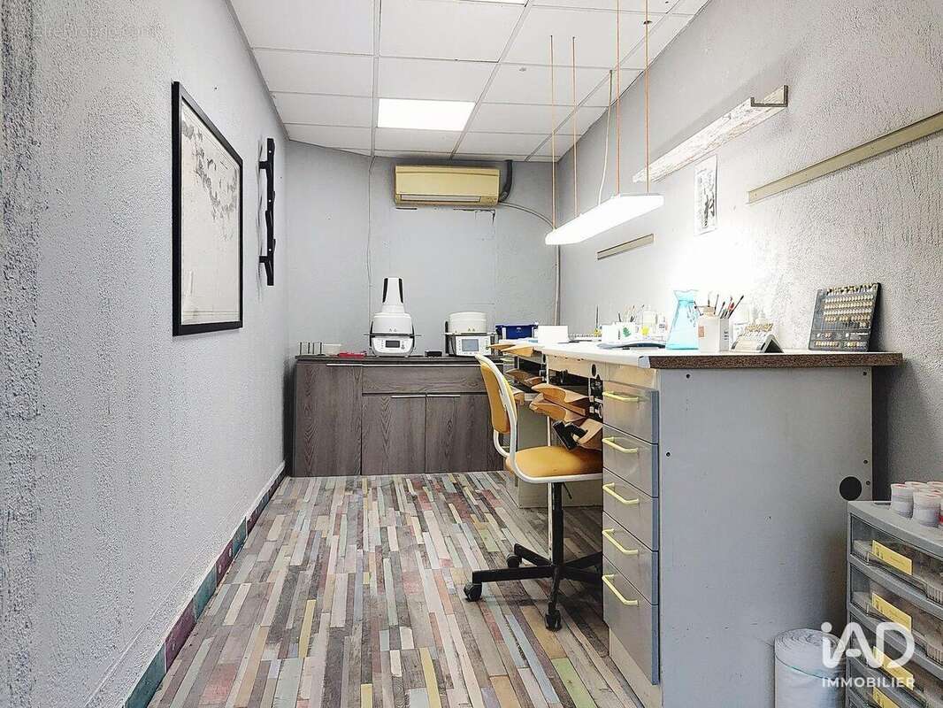 Photo 4 - Commerce à TOULON