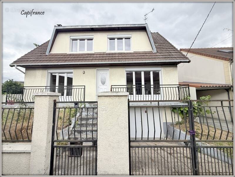 Maison à AULNAY-SOUS-BOIS