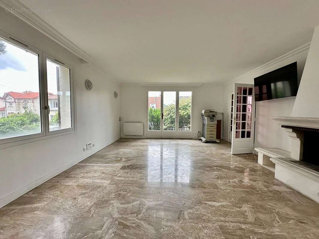 Maison à MONTMORENCY