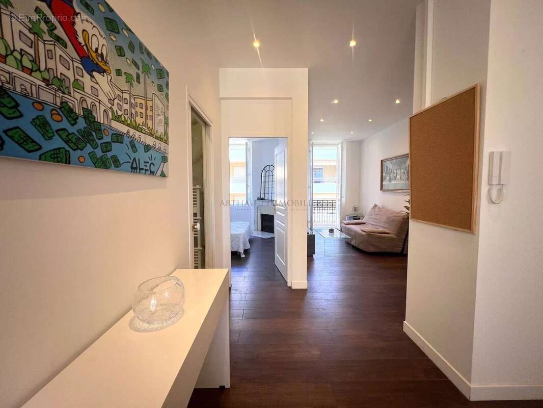 Appartement à CANNES