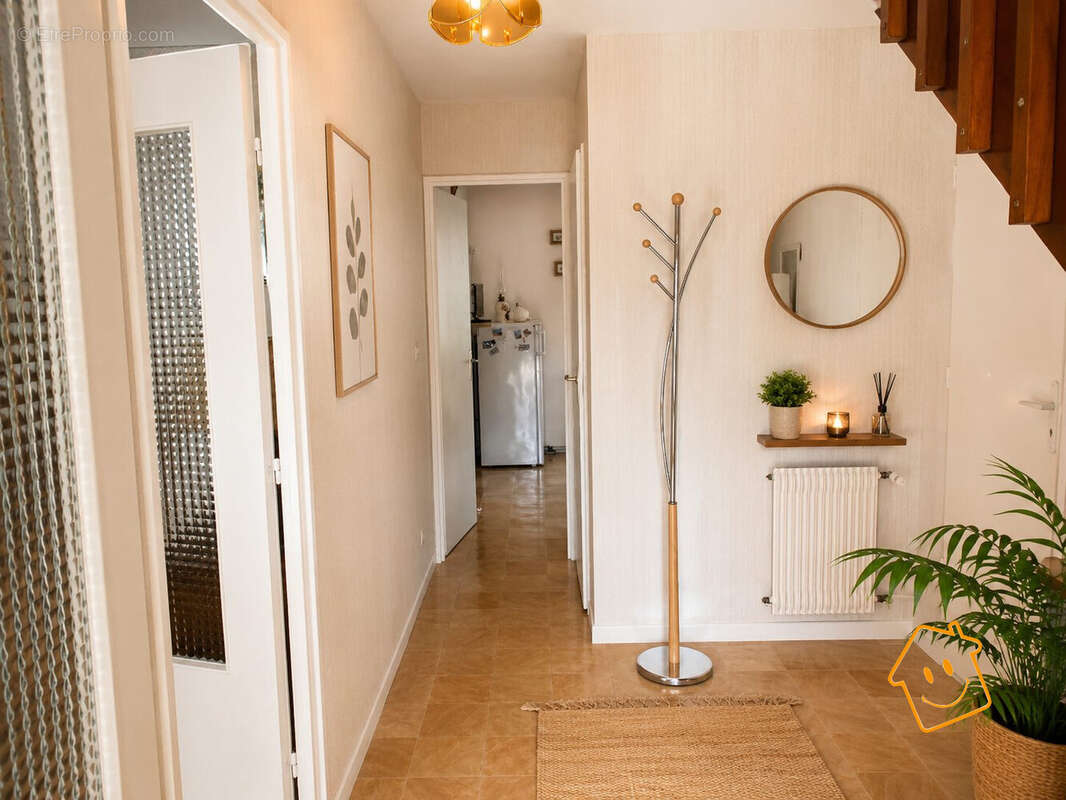 Maison 92 m² à Bourges  - photo 8