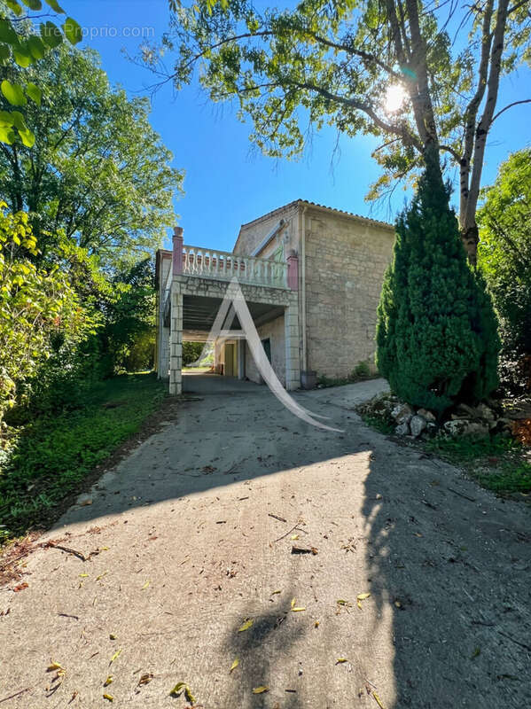 Maison à SAINT-AMANS-DU-PECH