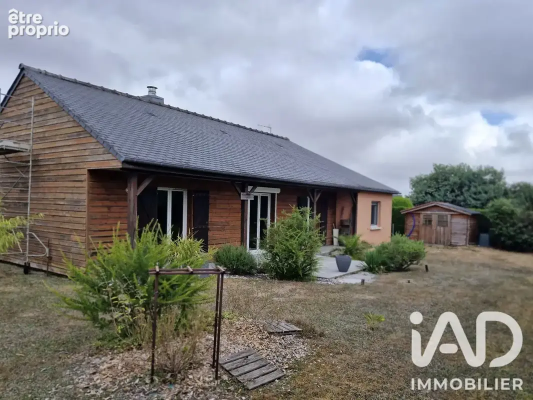 Photo 1 - Maison à SAINT-REMY-DU-PLAIN
