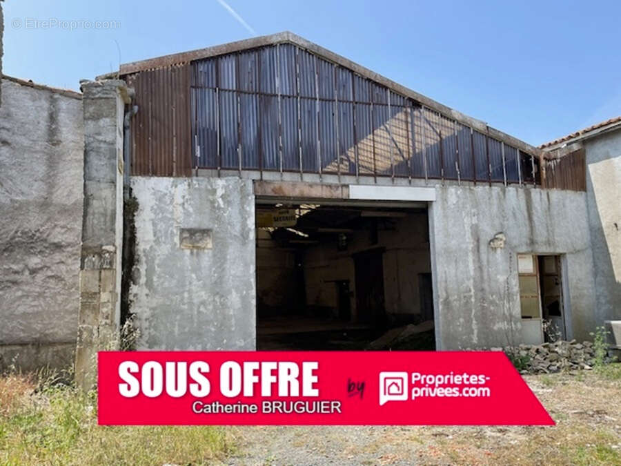 Maison à SAINT-SAUVEUR-D'AUNIS