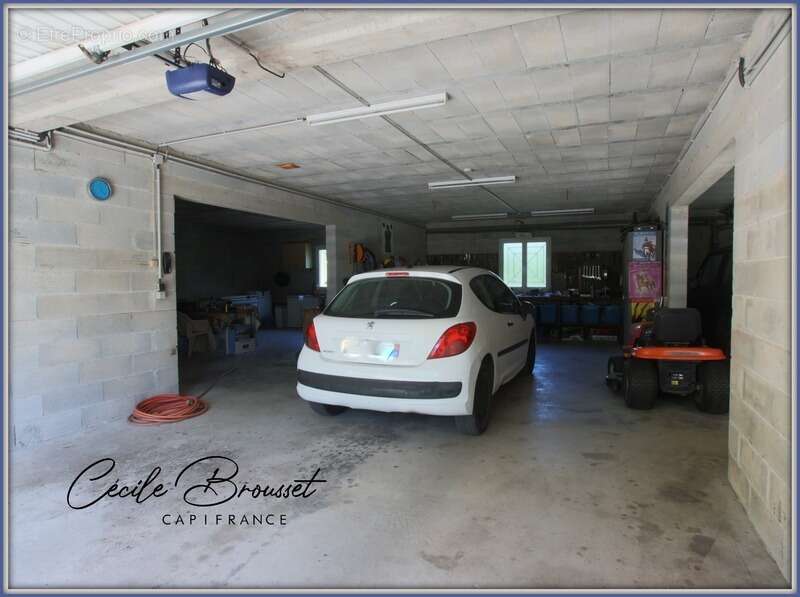 Belle villa de 2002 avec grand terrain et grand garage  SAINT LAURENT DE CERDANS (66) - photo 20