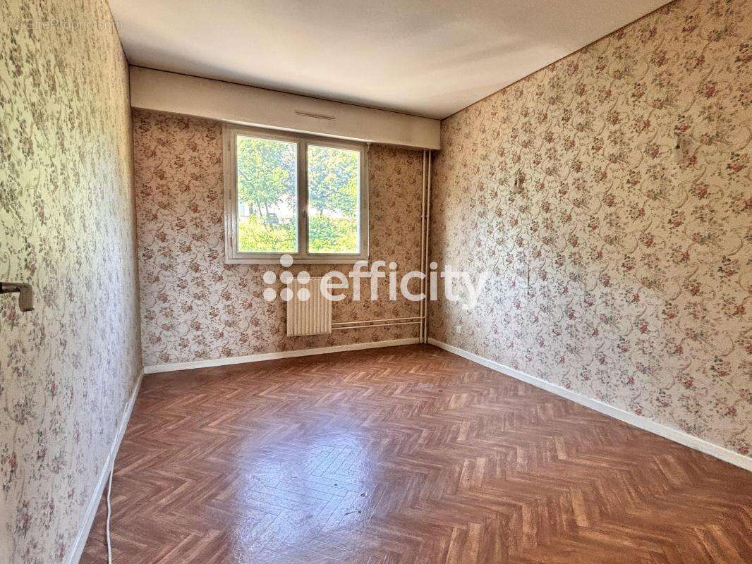 Appartement à OULLINS
