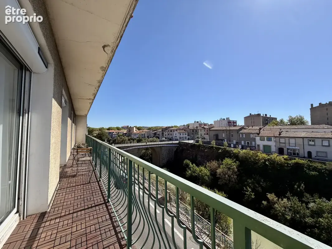 Appartement lumineux avec balcon sur le canal du Midi et deux places de stationnement - photo 4