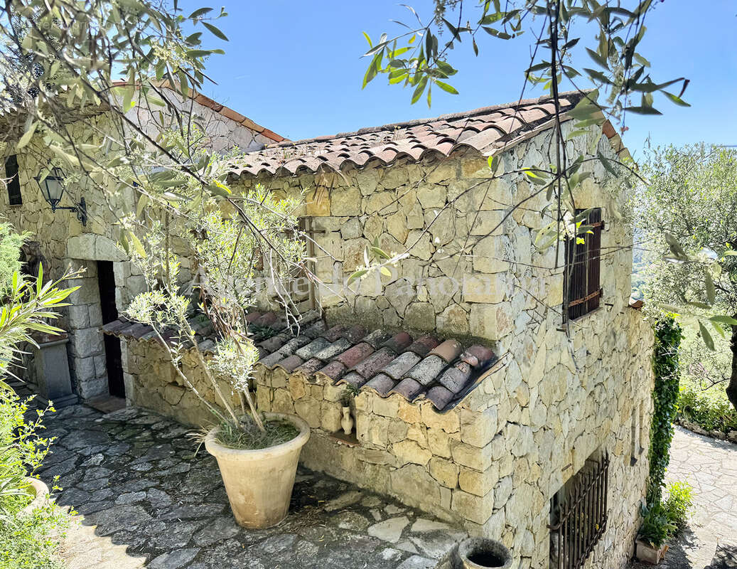 Maison à SPERACEDES