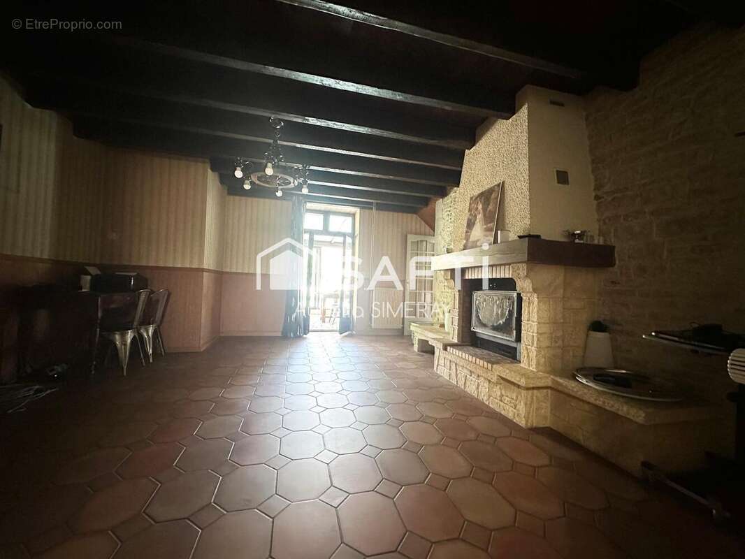 Photo 4 - Maison à SAVIGNY-LE-SEC