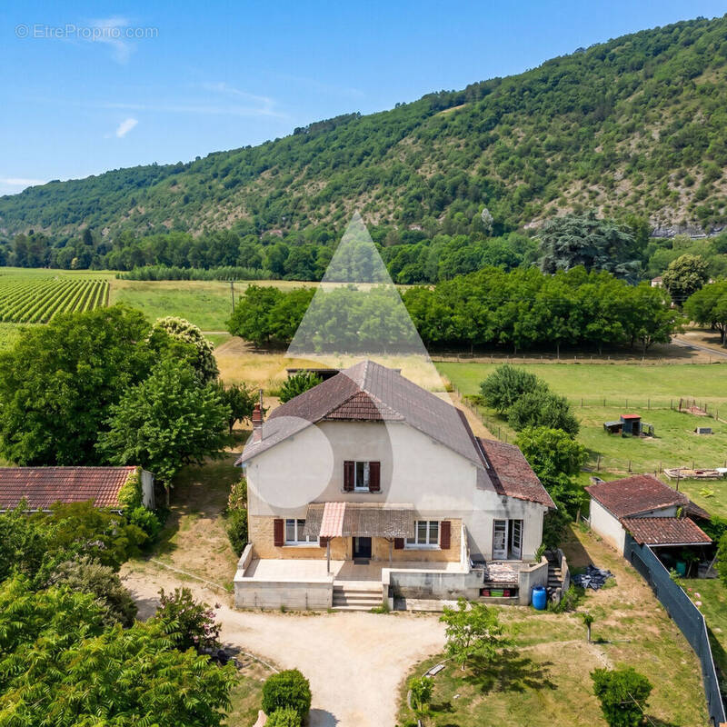 Maison à ANGLARS-JUILLAC