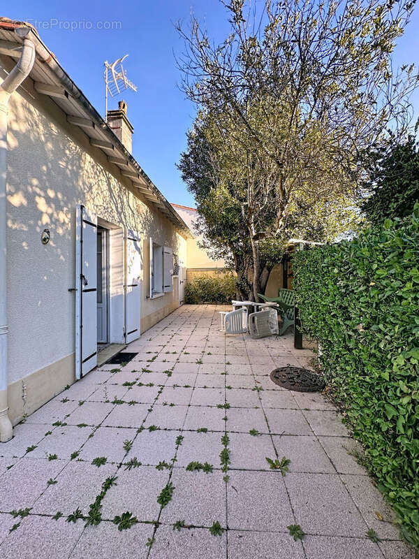 Maison à PORT-DES-BARQUES