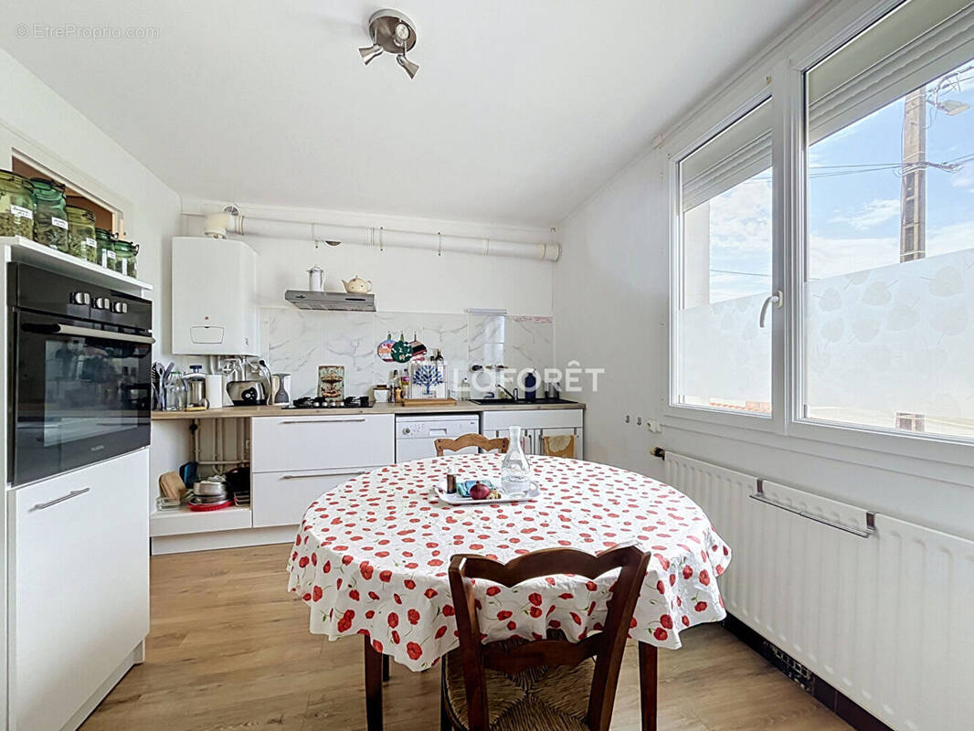 Appartement à PARTHENAY