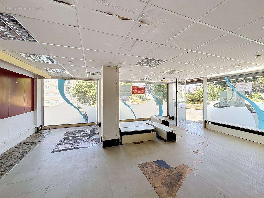 Locaux/Biens immobiliers - photo 2