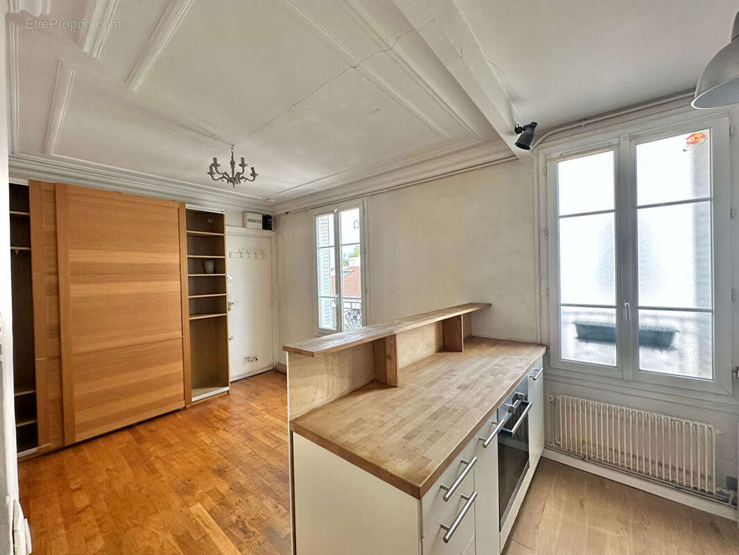 Appartement à MONTROUGE