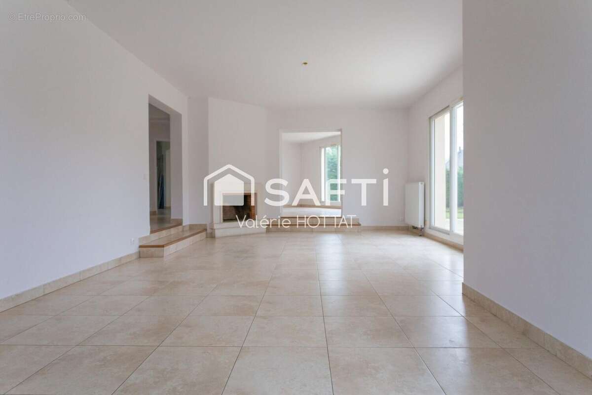 Photo 2 - Maison à FEUCHEROLLES