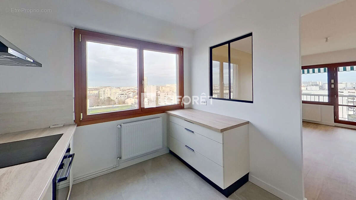 Appartement à LYON-8E