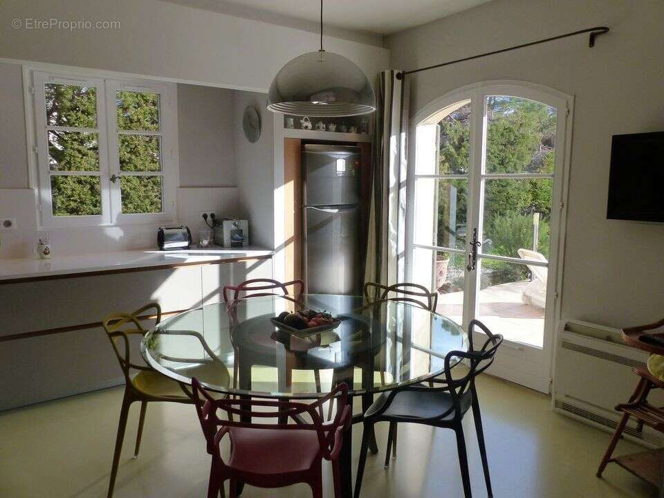 Maison à VILLENEUVE-LES-AVIGNON