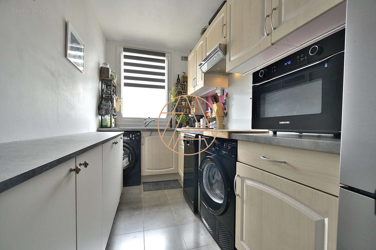 Appartement à SAINT-MAUR-DES-FOSSES