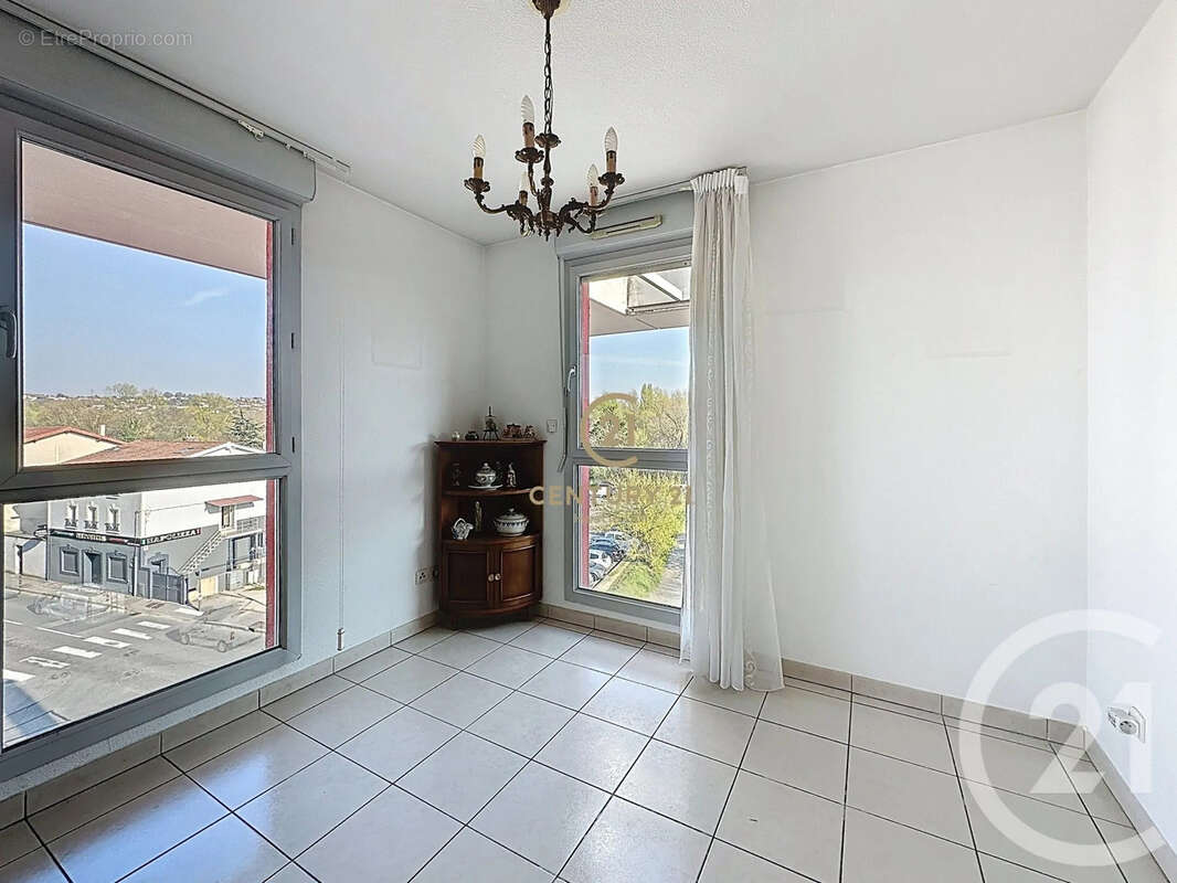 Appartement à GRIGNY