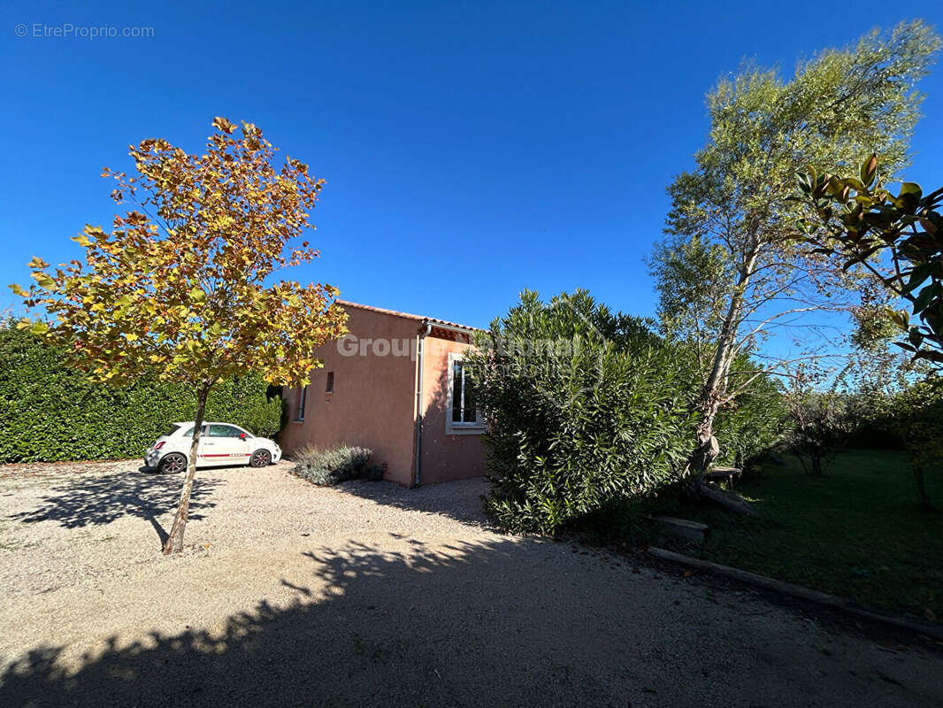 Maison à JONQUIERES