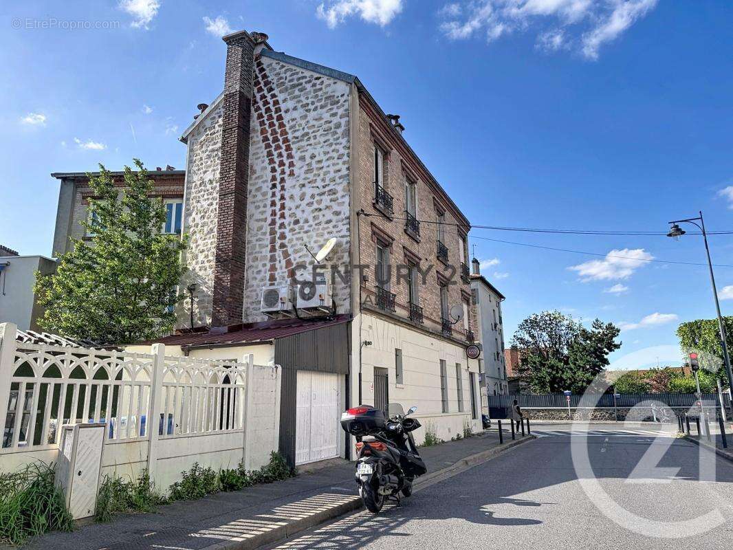 Appartement à MAISONS-ALFORT