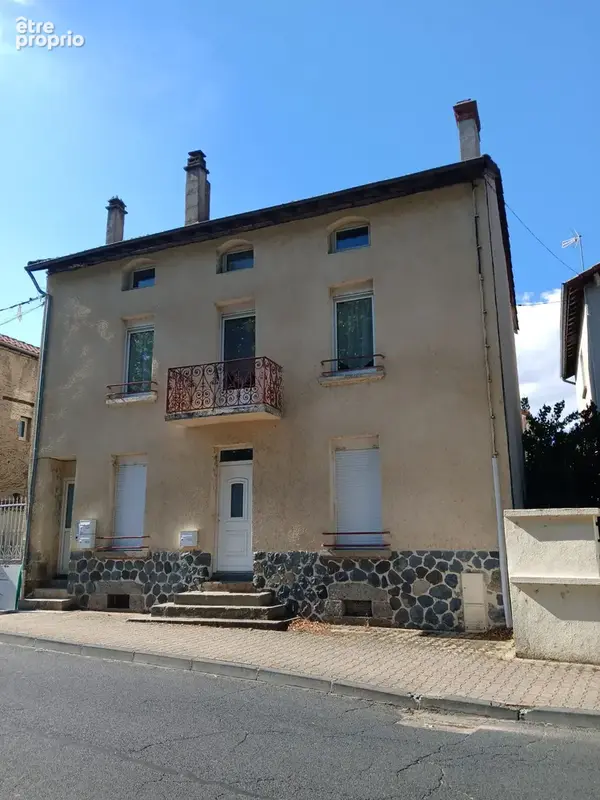 Appartement à RETOURNAC