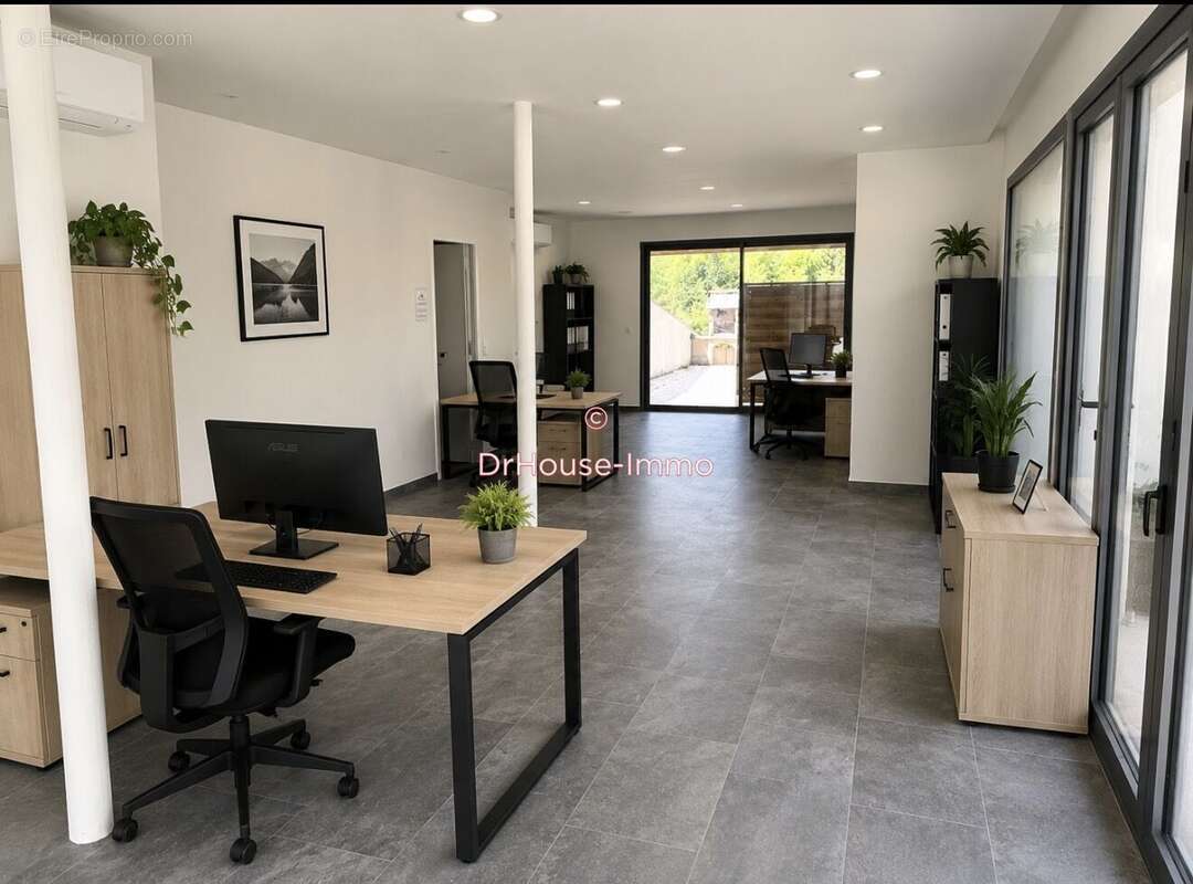Commerce 124 m² à Grez-Sur-Loing  - photo 3