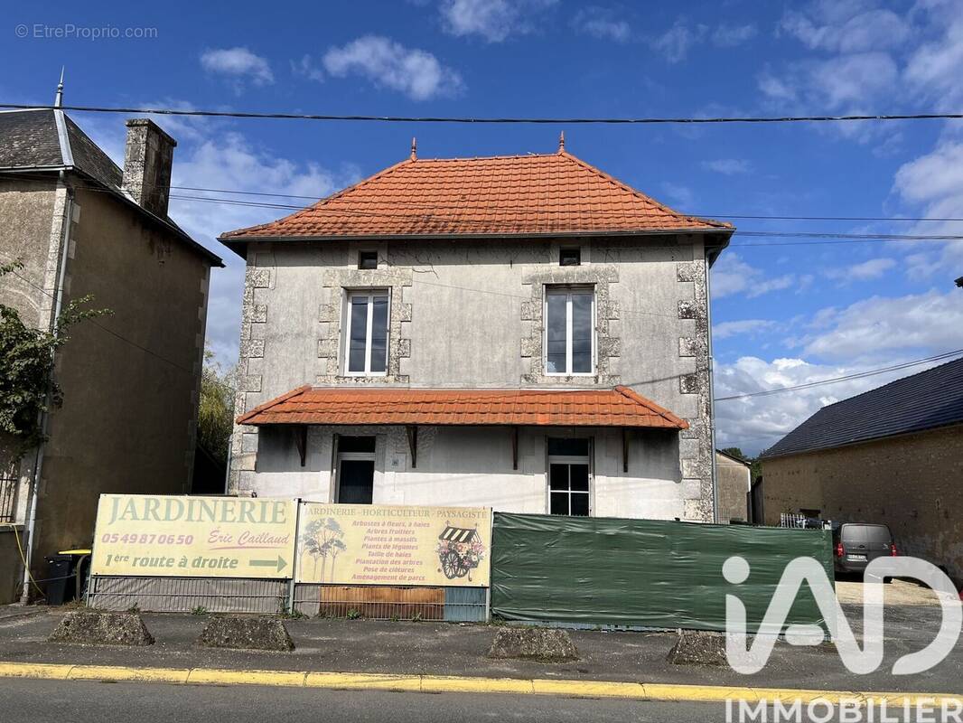 Photo 1 - Appartement à SAVIGNE