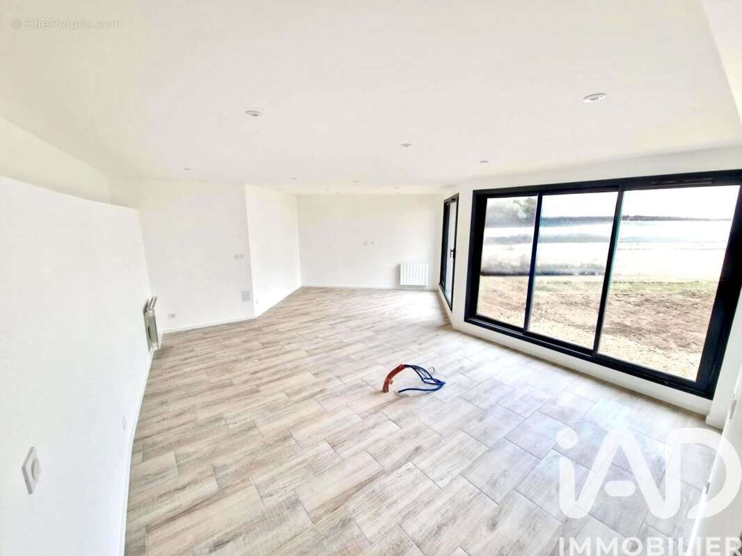 Photo 4 - Maison à SAINT-PRYVE-SAINT-MESMIN