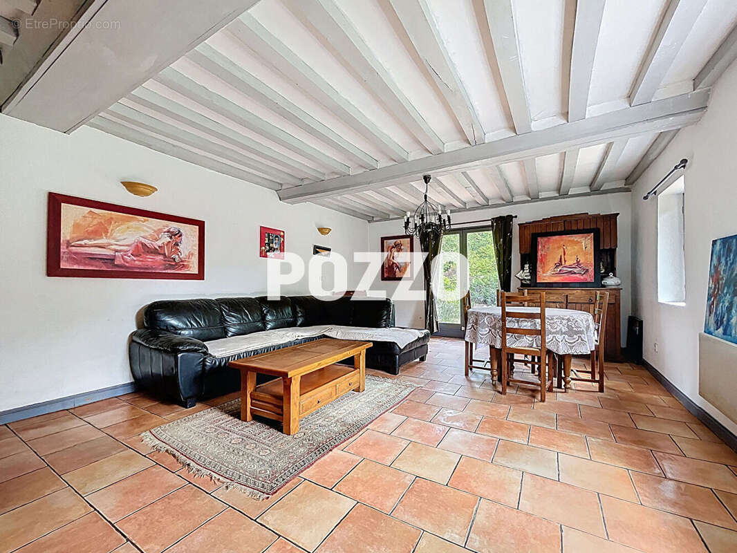 Maison à BONNEVILLE-LA-LOUVET