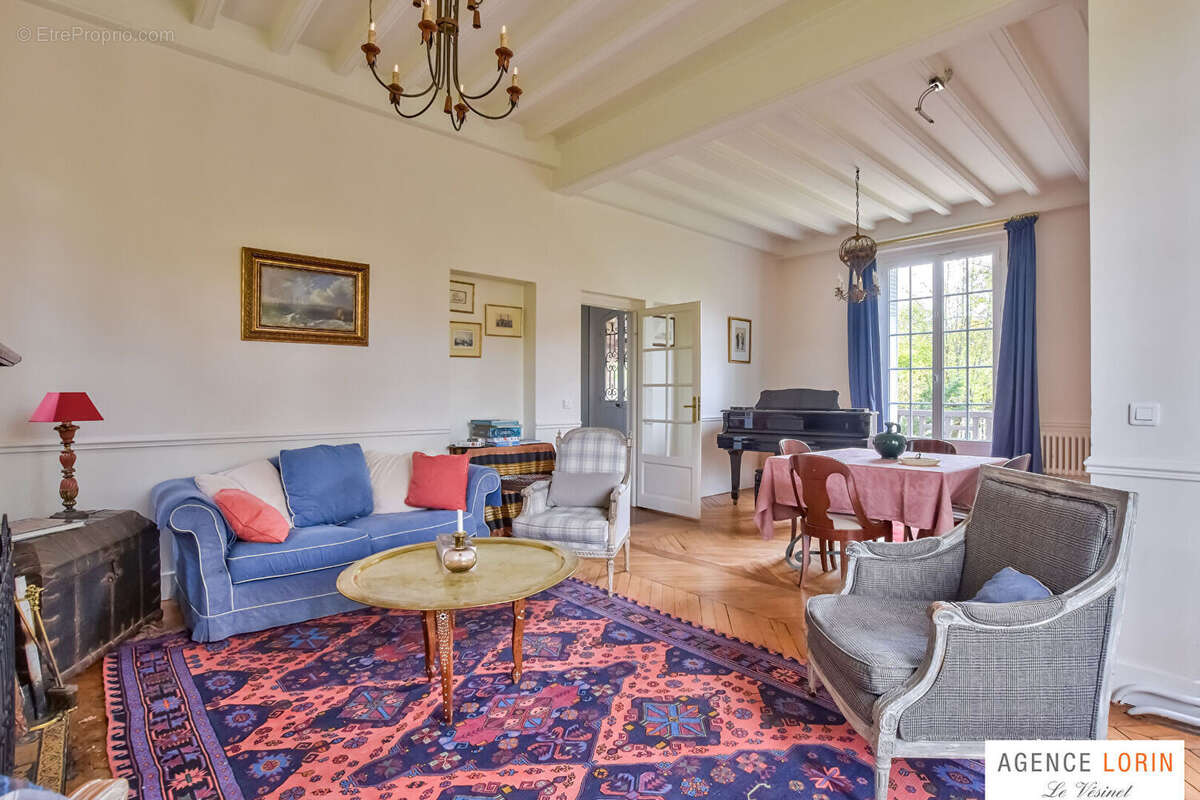 Maison à LE VESINET