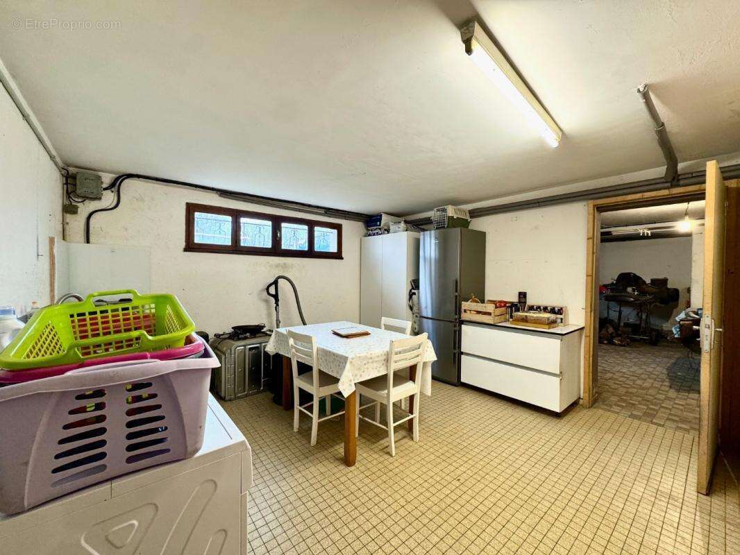 Maison à SERVIES